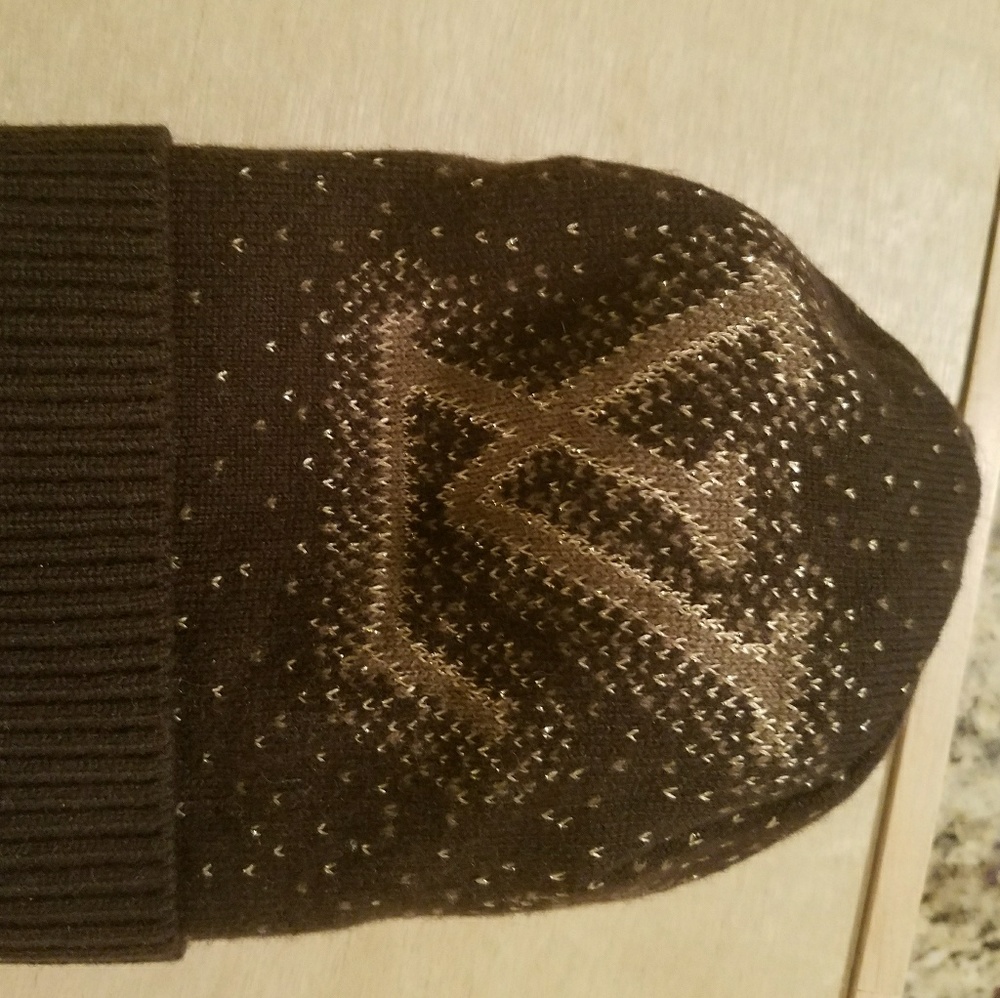 Louis Vuitton knit hat